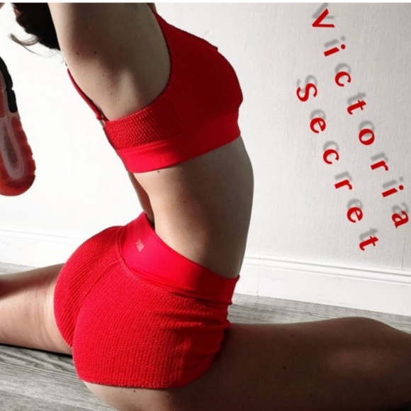 VICTORIA'S SECRET GYM TO SWIM TEXTURED SHORTIE - Picture 3 of 6